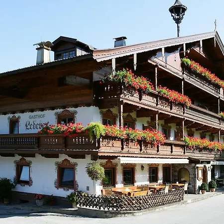 Landgasthof Ledererwirt Guest house 3*